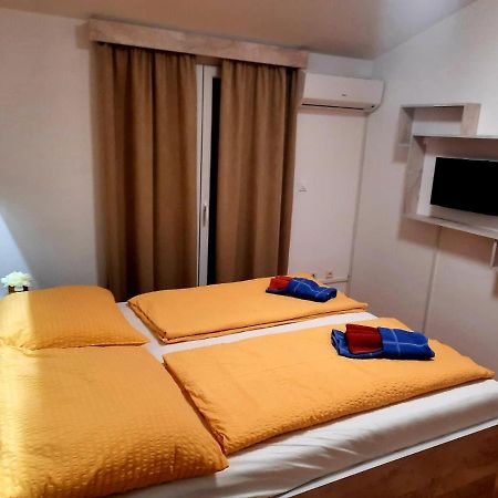 Villa Nikolina 메덜린 외부 사진